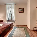 Charlotta Hotel