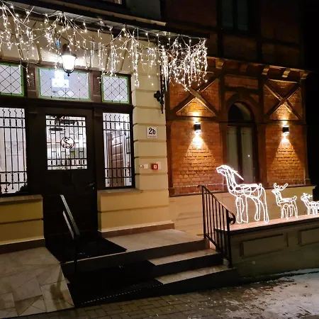 Charlotta 3* イェドリナ・ズドルイ