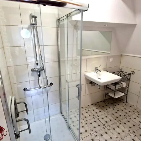 Charlotta ホテル 3*