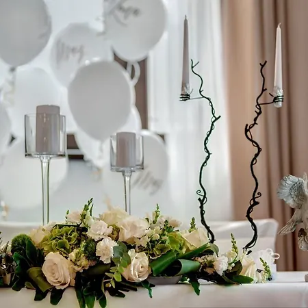 Отель Charlotta 3*