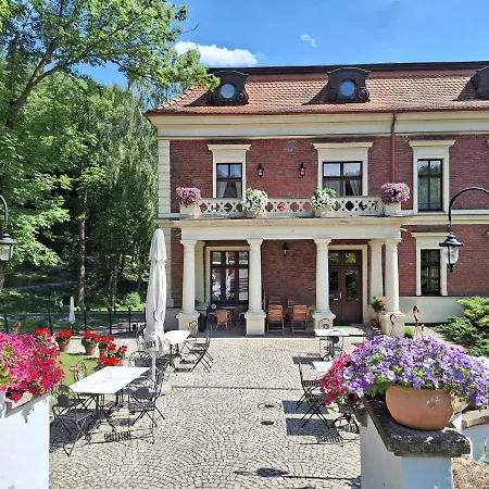 Charlotta Hotel 3*