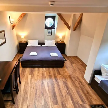 Hotell Charlotta 3*